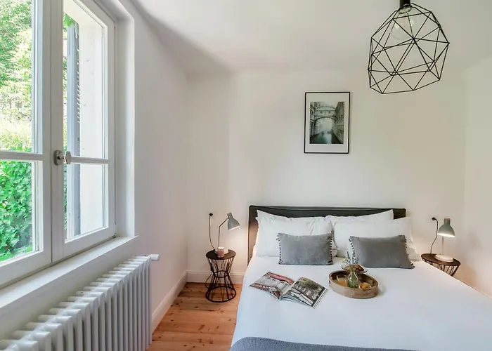 Вилла Casasco - By Myhomeincomo