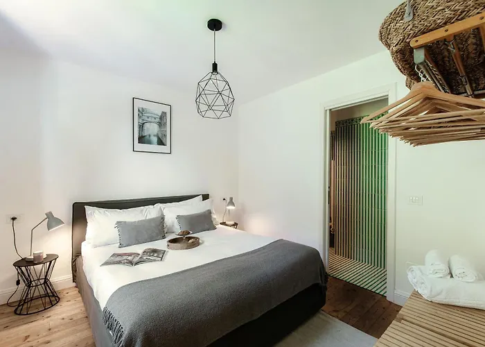 Casasco - By Myhomeincomo *