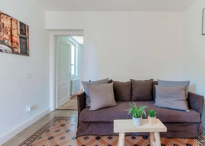 Вилла Casasco - By Myhomeincomo Casasco Intelvi