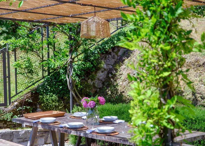 Вилла Casasco - By Myhomeincomo Casasco Intelvi