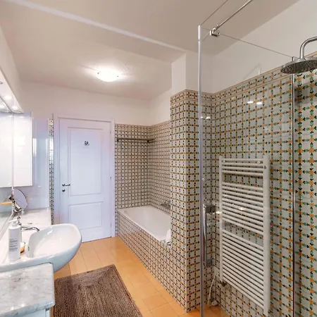 Casasco - By Myhomeincomo *