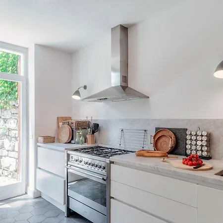 Villa Casasco - By Myhomeincomo